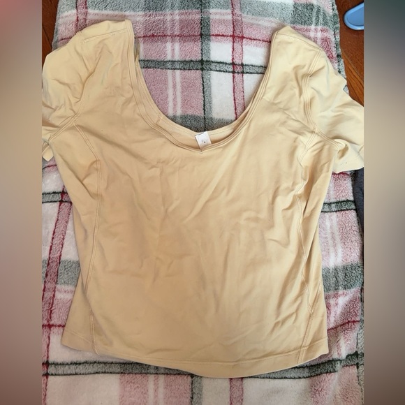 Lululemon Top - Picture 1 of 2
